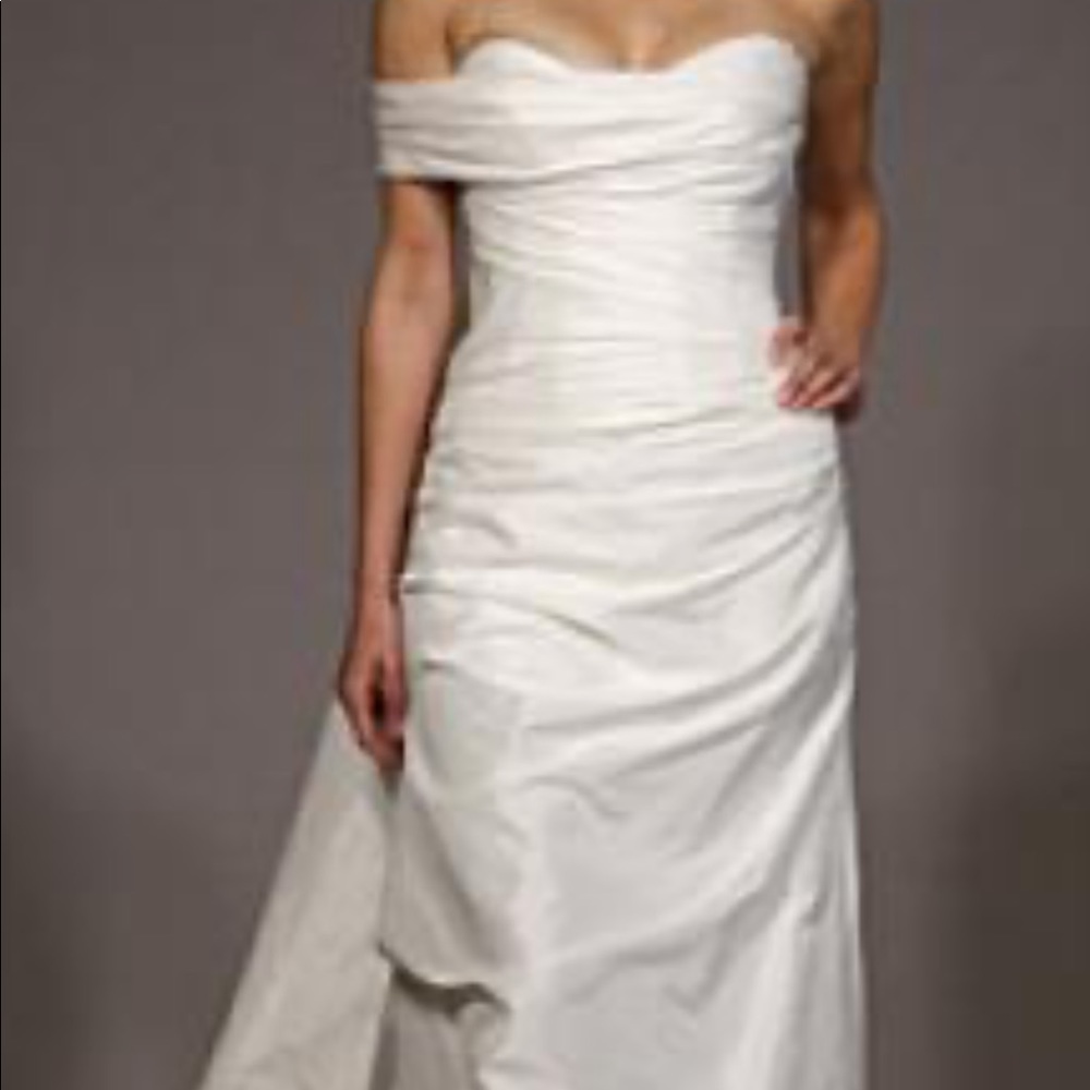 Romona Kevaza wedding dress